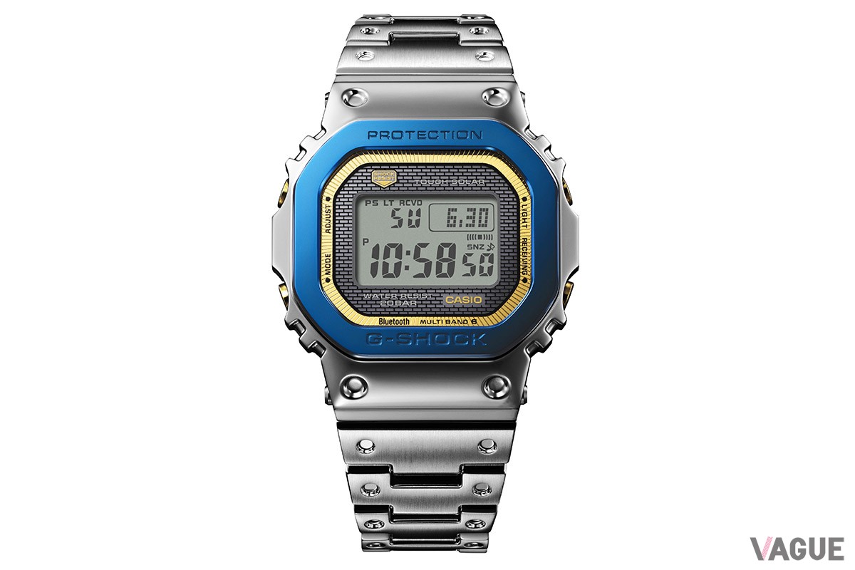 「G-SHOCK」は初代G-SHOCKと同じ角形べゼルを海のようなブルーで彩る。