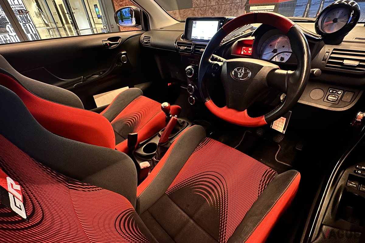 iQをスーパーチャージャーとクロスミッションで装備した車種