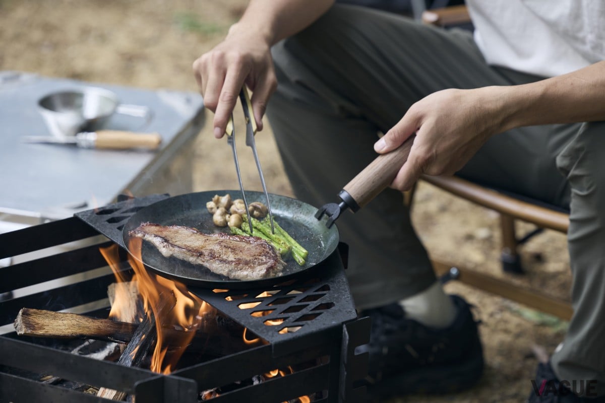 焦げ付きにくく、サビにくく手軽に美味しく調理できる鉄フライパン