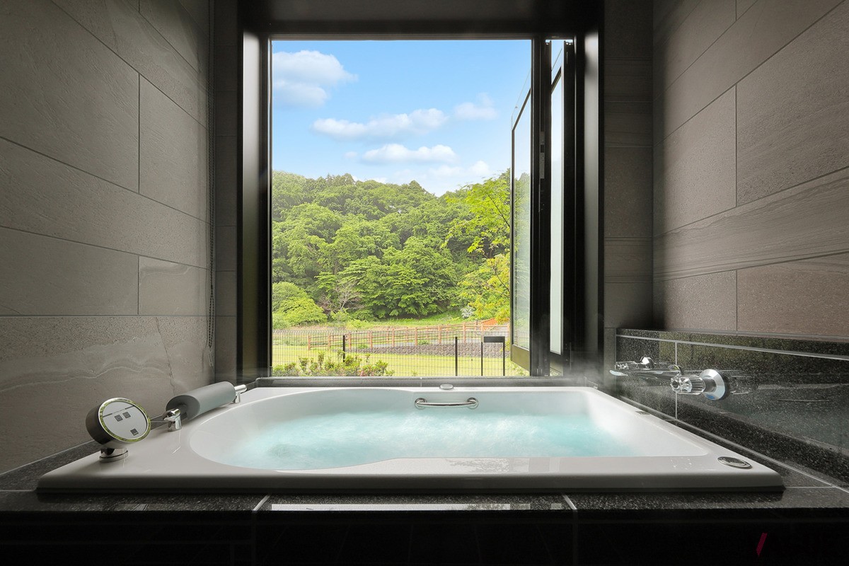 1Fにある内風呂はサウナの水風呂としても利用可能