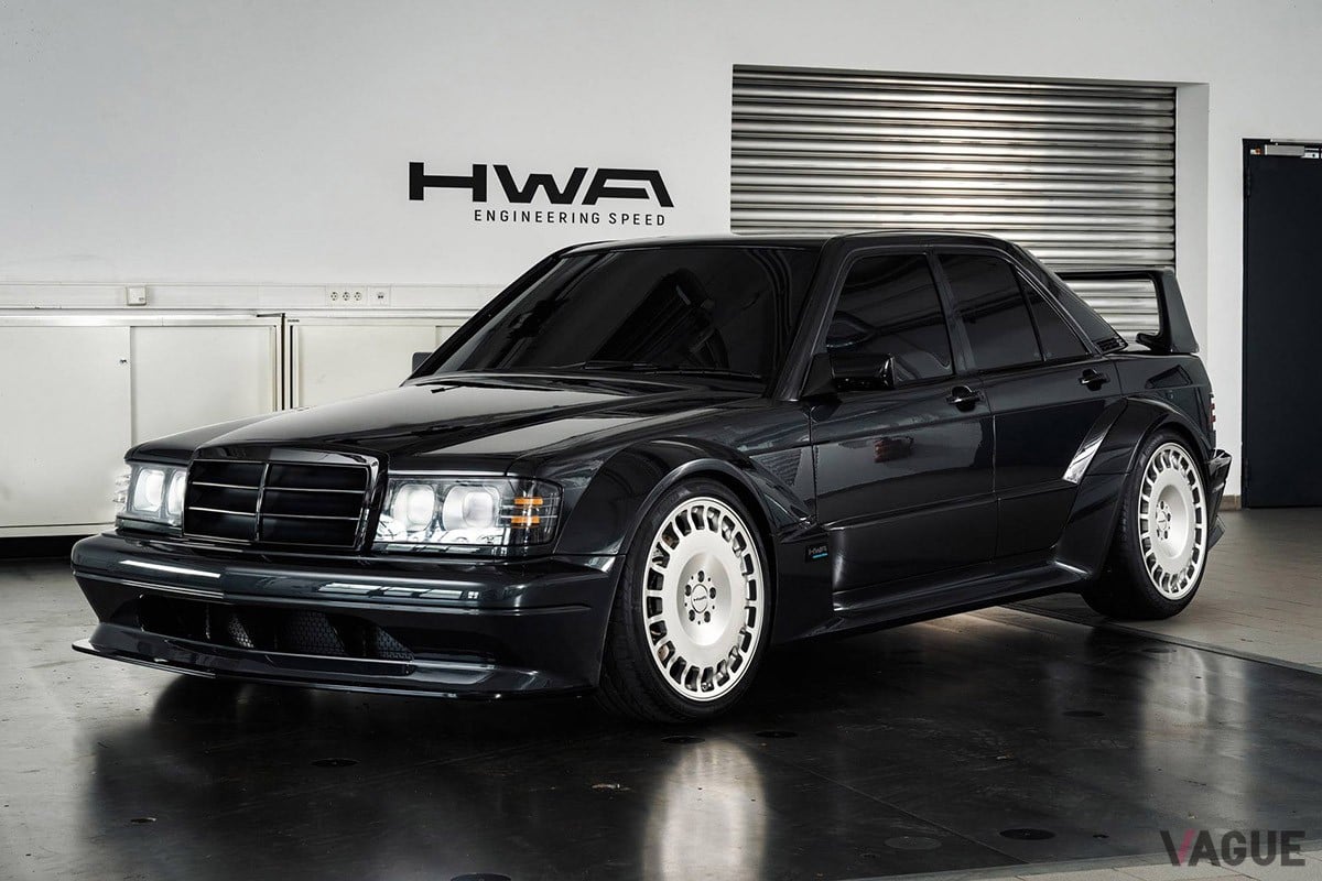 ボディにはカーボンが用いられており、乾燥重量は1360kgと軽量（C）HWA CARS GMBH
