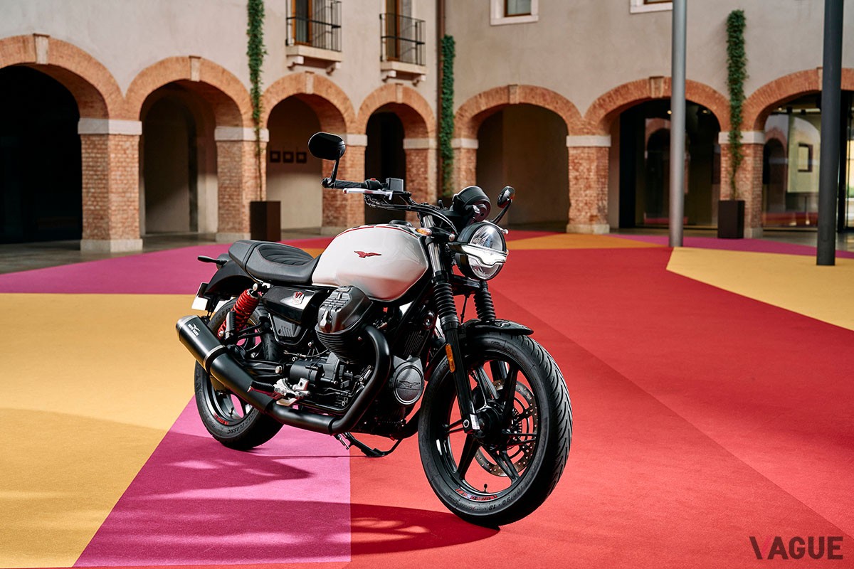 イタリア最古のモーターサイクルブランドであるモト・グッツィ発、ベストセラー「V7 ストーン」ベースの特別仕様車「V7 ストーン テン」