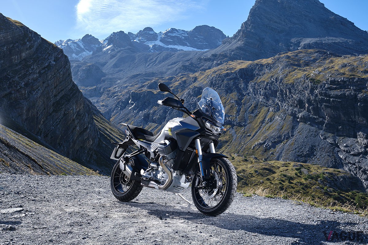 最先端テクノロジーを満載したモト・グッツィのアドベンチャーバイク新型「ステルビオ」