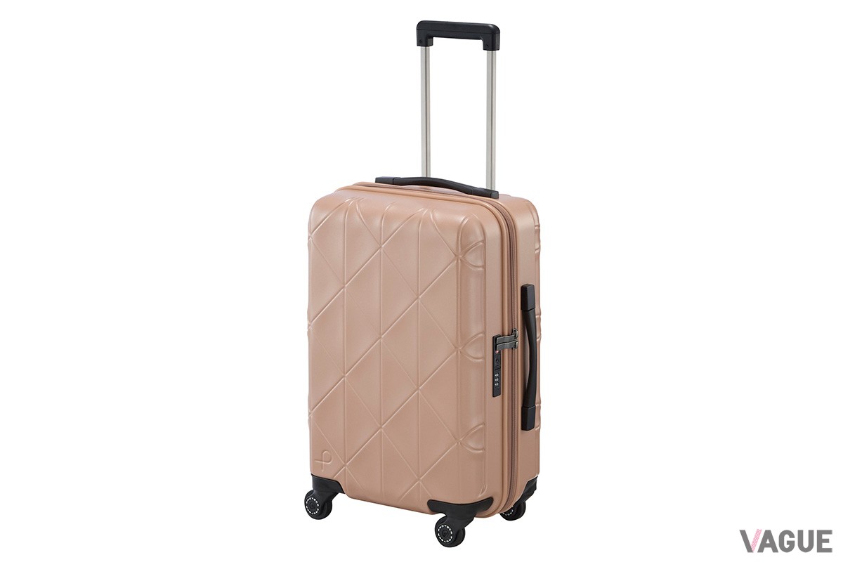 日本製トラベルバッグブランド・プロテカから、和をイメージしたリブデザインが印象的なスーツケース「コーリー 2」が登場