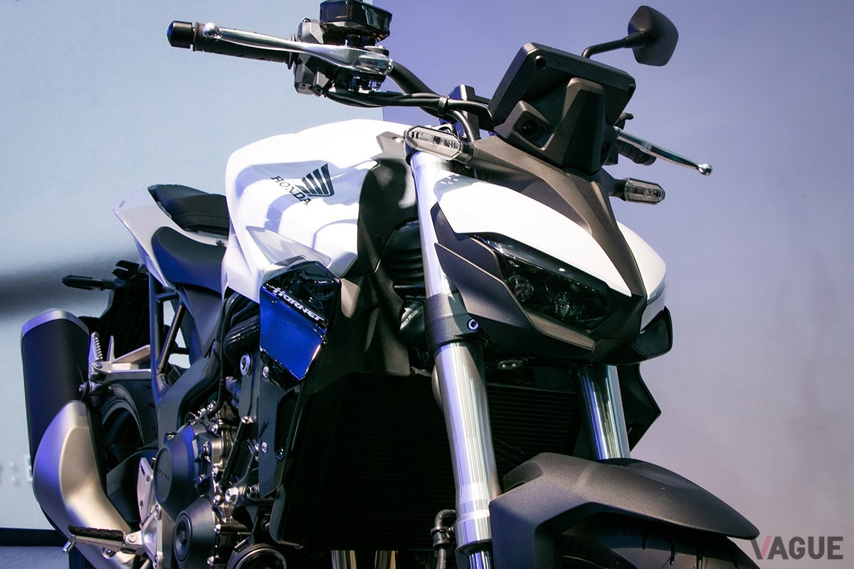 ホンダ製ネイキッドバイクの新フラッグシップ「CB1000ホーネット」