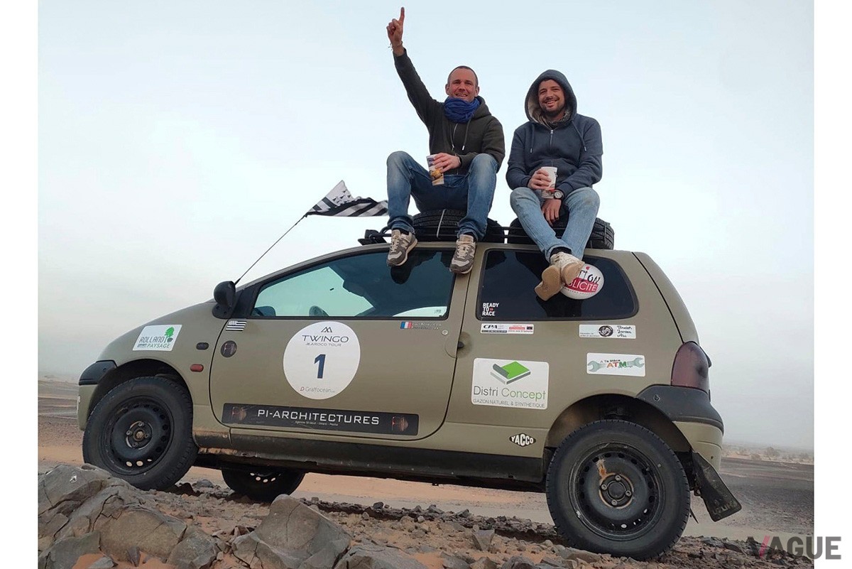 スペインのサン・セバスティアンからモロッコのマラケシュまでの2500マイルを走破する「トゥインゴ・レイド」（C）BLUE RALLY