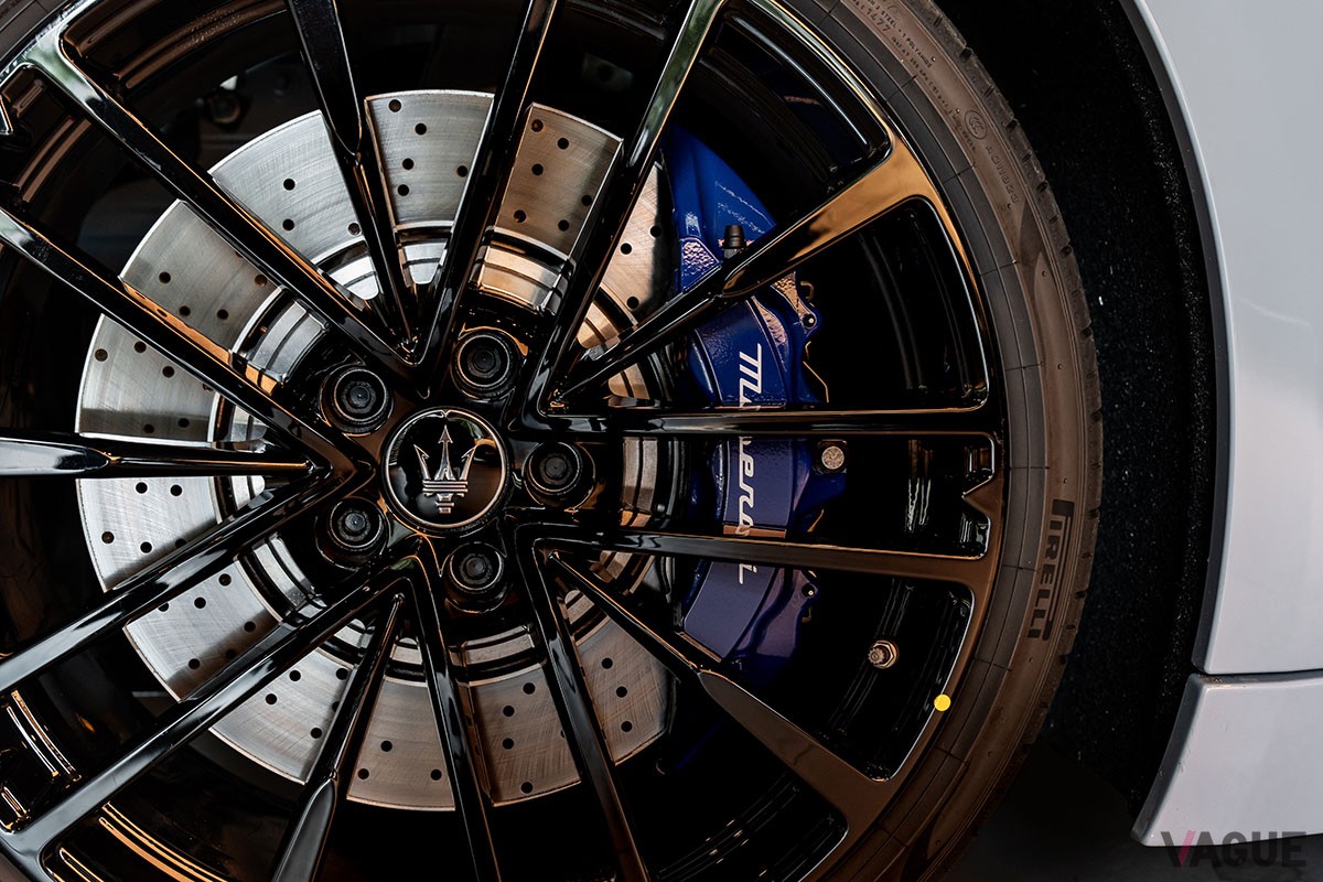 日本初公開を果たしたマセラティの美しい4シーターオープン新型「グランカブリオ」