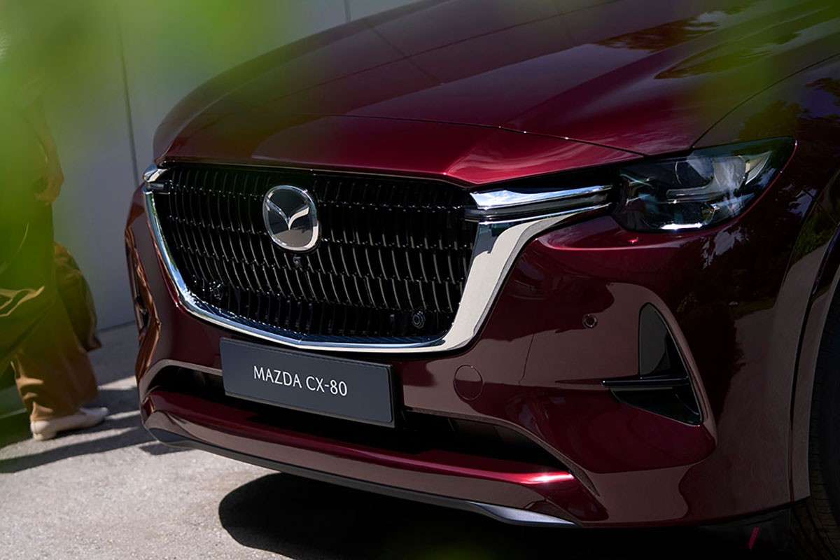 レジャーシーンにおいても活躍しそうなラゲッジスペースを備えたマツダ新型「CX-80」
