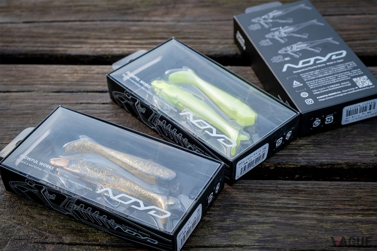 ボックスもかなりスタイリッシュ。スペアのワームボディが1個付属します