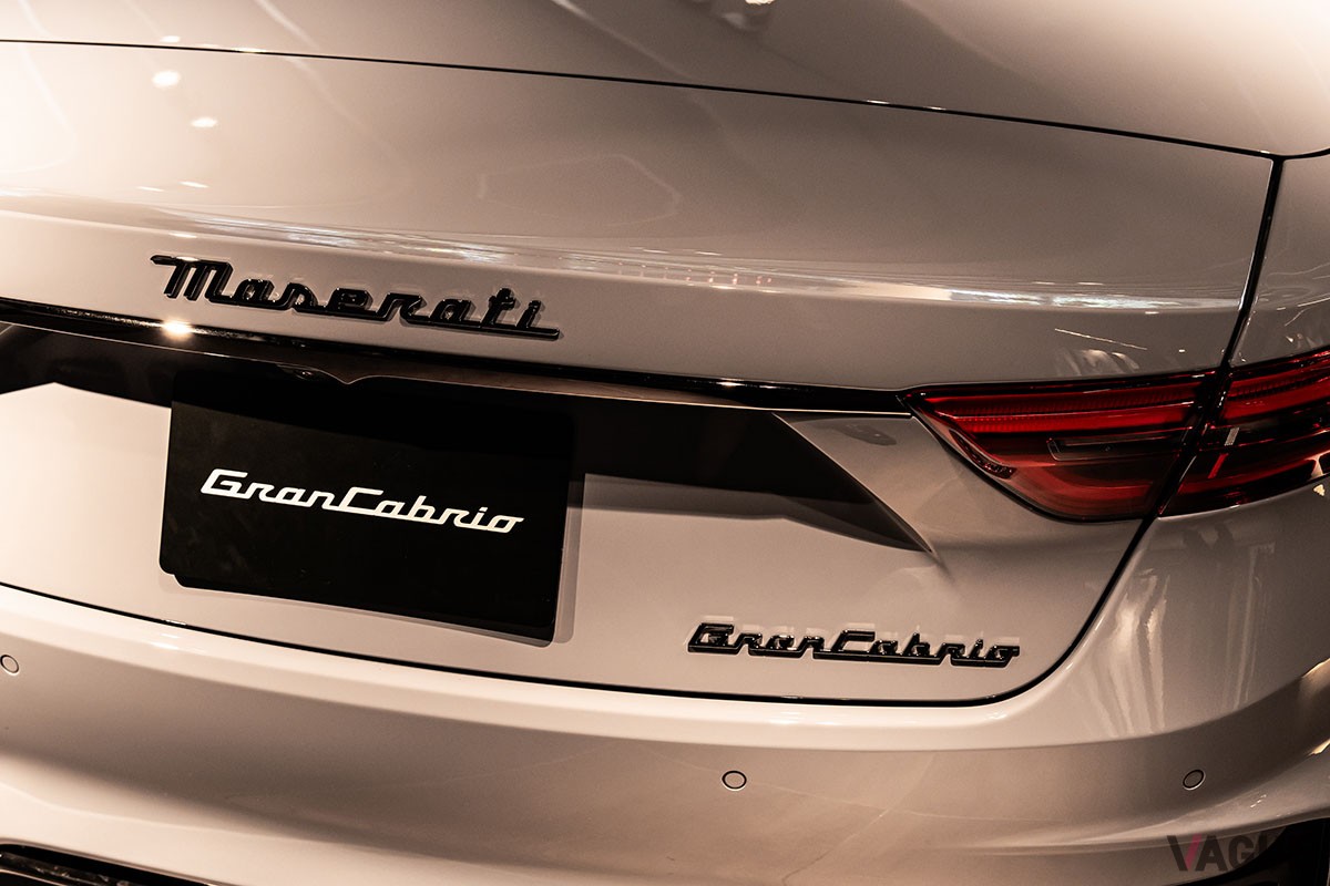 日本初公開を果たしたマセラティの美しい4シーターオープン新型「グランカブリオ」