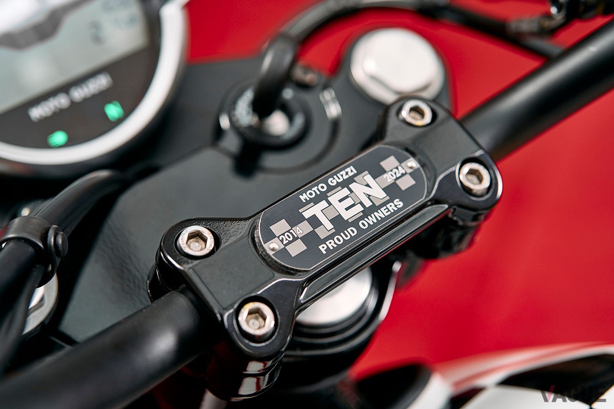 イタリア最古のモーターサイクルブランドであるモト・グッツィ発、ベストセラー「V7 ストーン」ベースの特別仕様車「V7 ストーン テン」