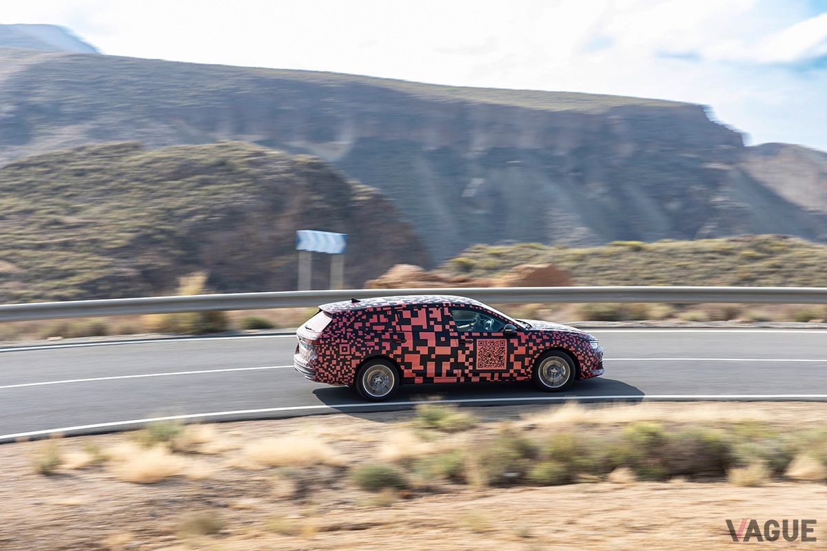 開発テスト中のVW新型「パサートヴァリアント」