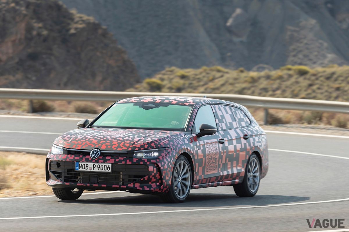 開発テスト中のVW新型「パサートヴァリアント」