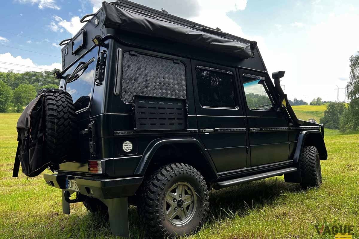 海外オークションに登場したメルセデス・ベンツ「Gクラス」ベースのキャンピングカー