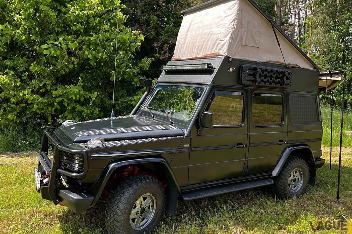 海外オークションに登場したメルセデス・ベンツ「Gクラス」ベースのキャンピングカー