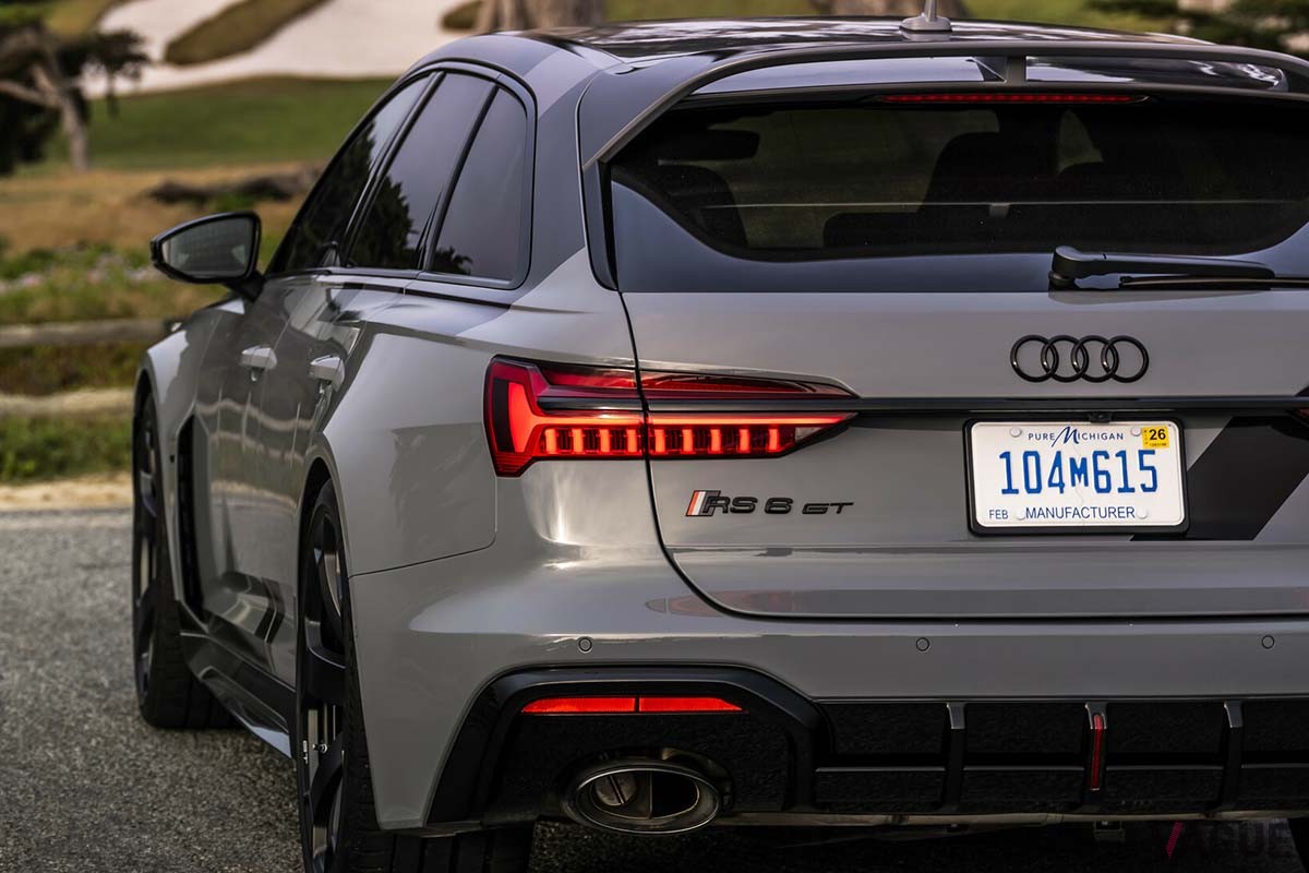 アウディ新型「RS6アバントGT」