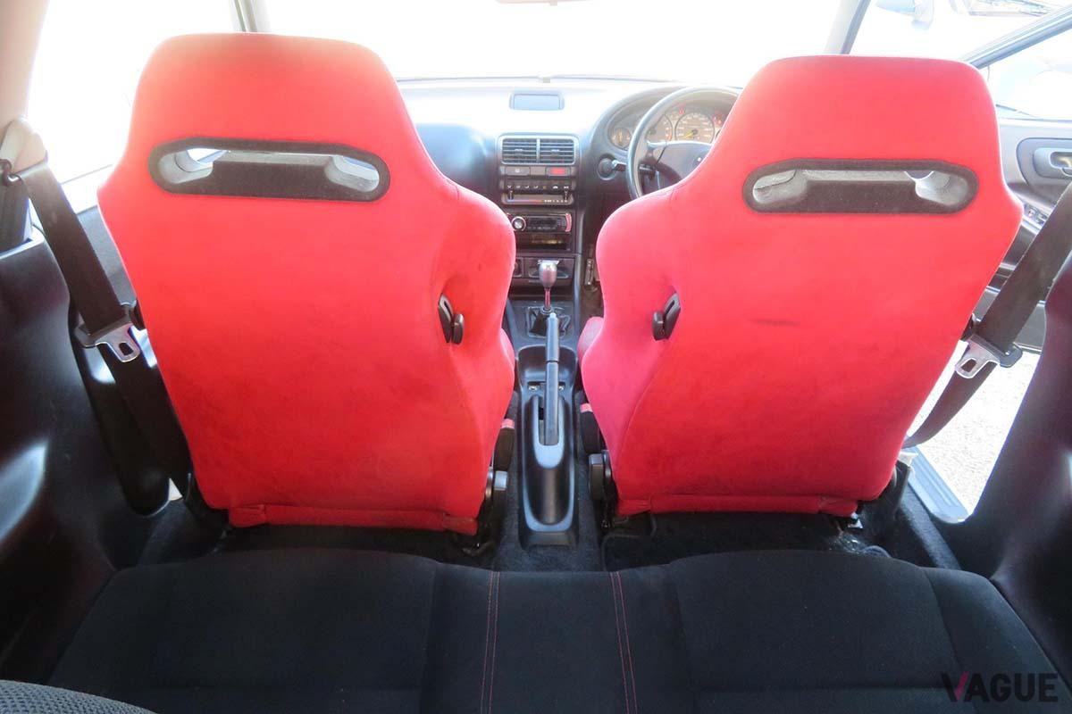 米国オークションに登場した1996年式ホンダ「インテグラ・タイプR」のインテリア