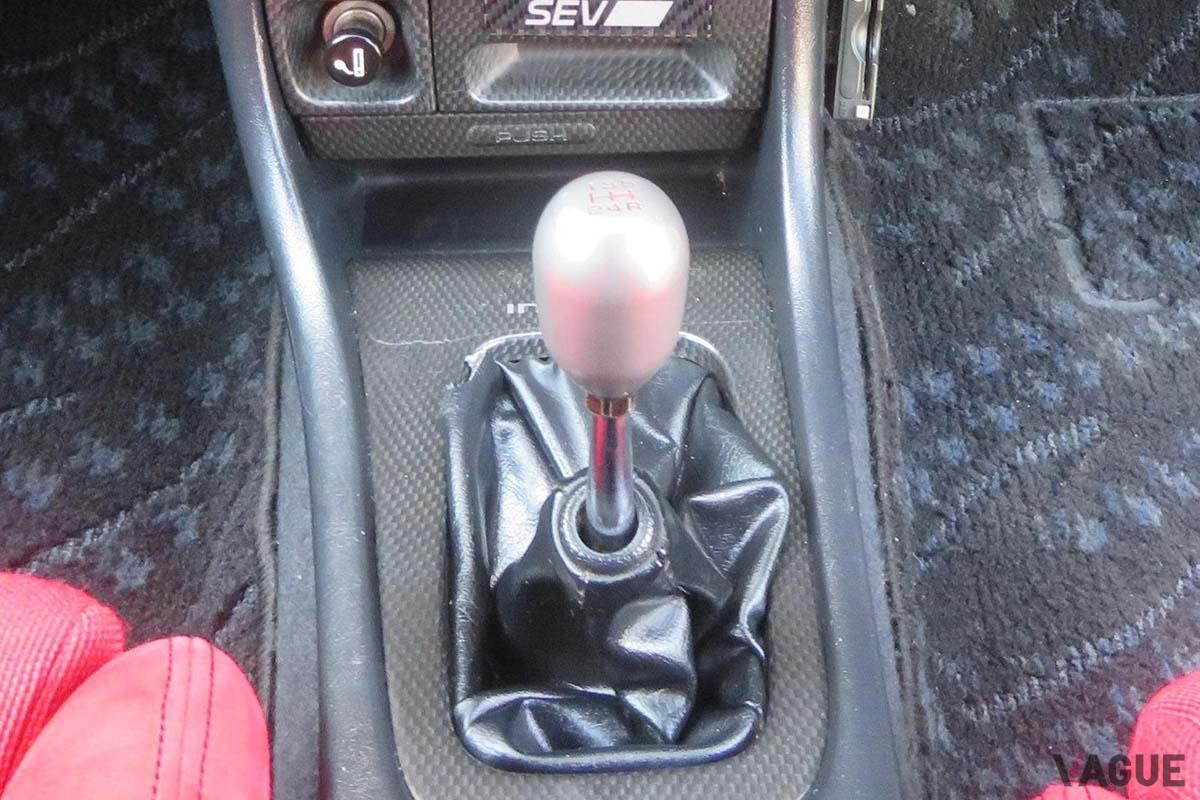 米国オークションに登場した1996年式ホンダ「インテグラ・タイプR」のインテリア