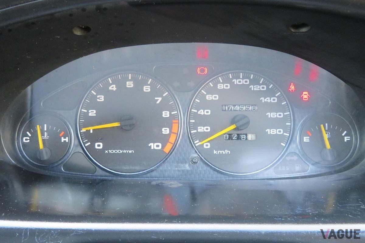 米国オークションに登場した1996年式ホンダ「インテグラ・タイプR」のインテリア