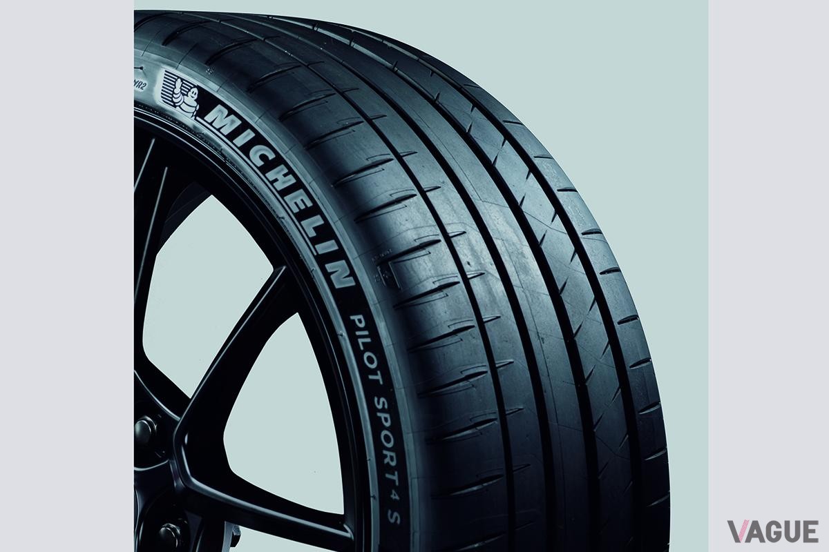 2022年9月に登場したホンダ新型「シビック タイプR」のタイヤ