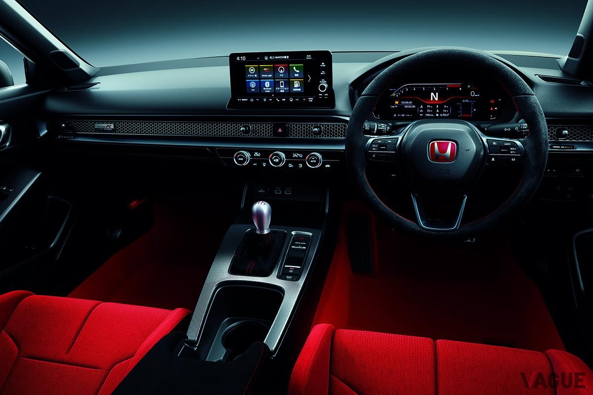 2022年9月に登場したホンダ新型「シビック タイプR」のインテリア