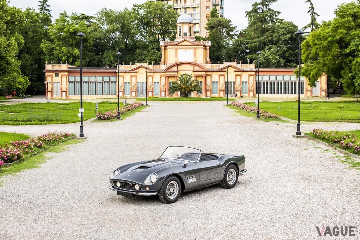 オークションに出品中の1960年製フェラーリ「250GT SWBカリフォルニア スパイダーbyスカリエッティ」 Remi Dargegen ©2024 Courtesy of RM Sotheby's