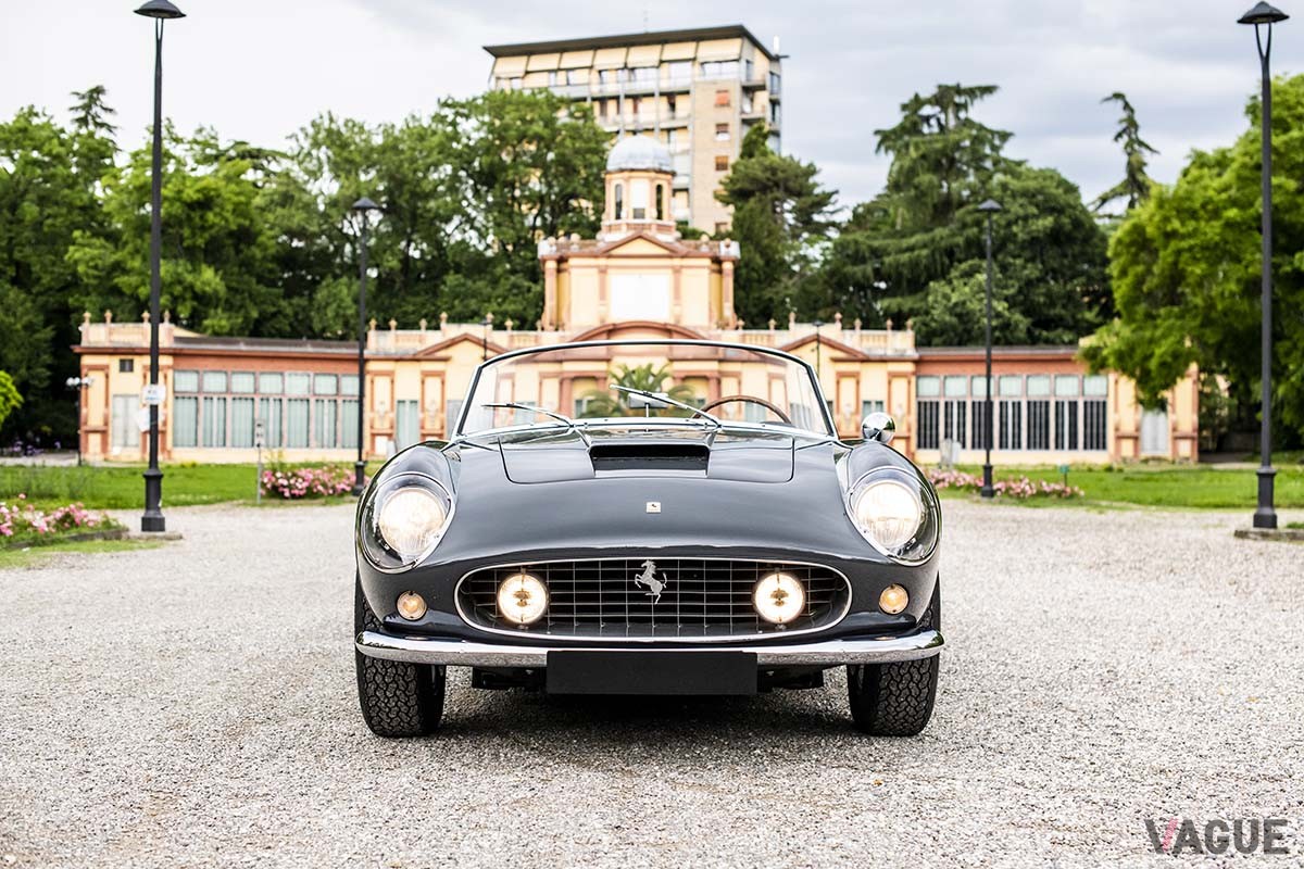 オークションに出品中の1960年製フェラーリ「250GT SWBカリフォルニア スパイダーbyスカリエッティ」 Remi Dargegen ©2024 Courtesy of RM Sotheby's