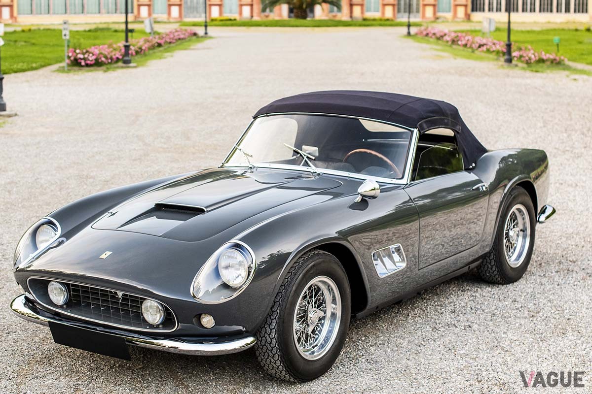 オークションに出品中の1960年製フェラーリ「250GT SWBカリフォルニア スパイダーbyスカリエッティ」 Remi Dargegen ©2024 Courtesy of RM Sotheby's