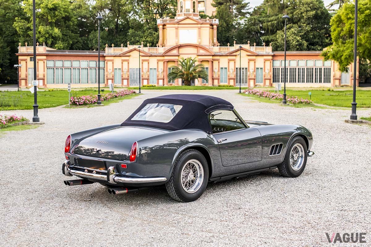 オークションに出品中の1960年製フェラーリ「250GT SWBカリフォルニア スパイダーbyスカリエッティ」 Remi Dargegen ©2024 Courtesy of RM Sotheby's