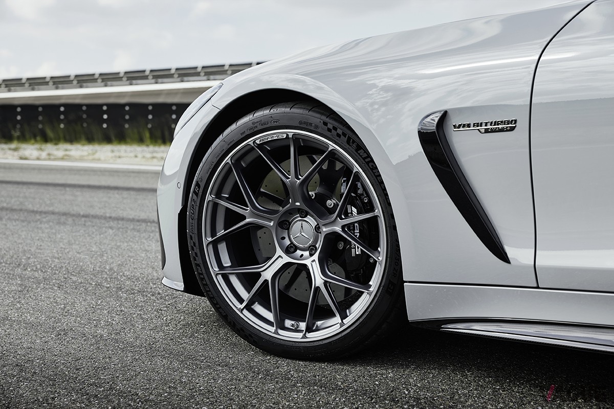 世界初公開されたメルセデスAMG新型「GT63プロ 4MATIC+」