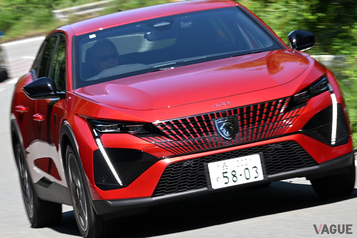 プジョーのファストバック4ドアクーペ、「408」に特別仕様車「408GTフレンチタッチ」が登場