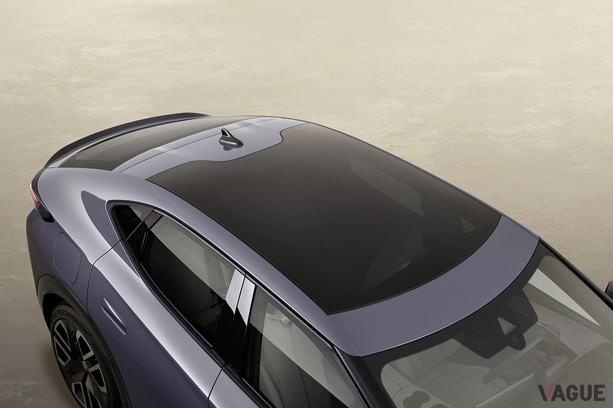世界初公開されたVW新型「ID.ユニックス」。