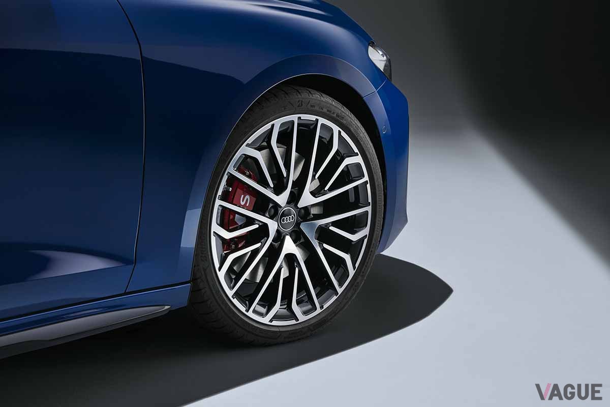 世界初公開されたアウディ新型「S5セダン」