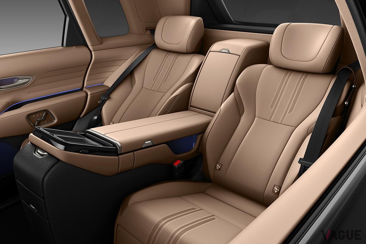 トヨタ新型「センチュリー」SUVタイプのインテリア