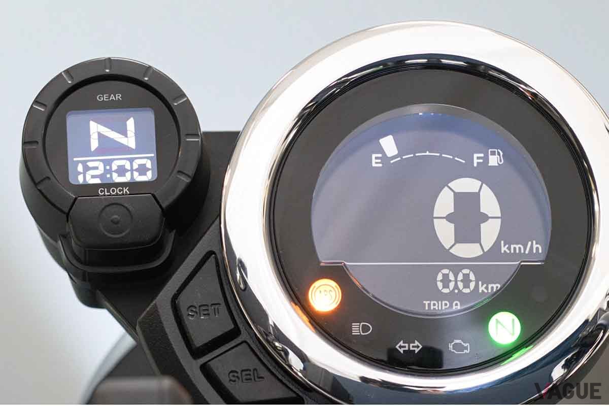 ホンダ「ダックス125」のオプションパーツ、「クロック＆ギアポジションメーター」