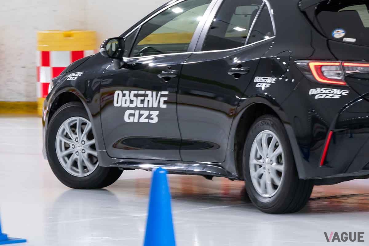 東大和スケートセンターで開催された、トーヨータイヤの新スタッドレスタイヤ「オブザーブGIZ3」試走会の様子