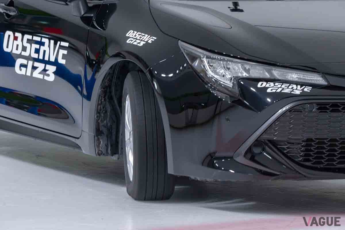 東大和スケートセンターで開催された、トーヨータイヤの新スタッドレスタイヤ「オブザーブGIZ3」試走会の様子