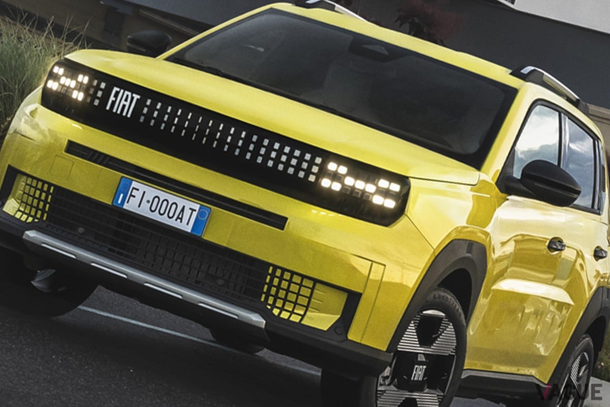 世界初公開されたフィアット新型「グランデパンダ」