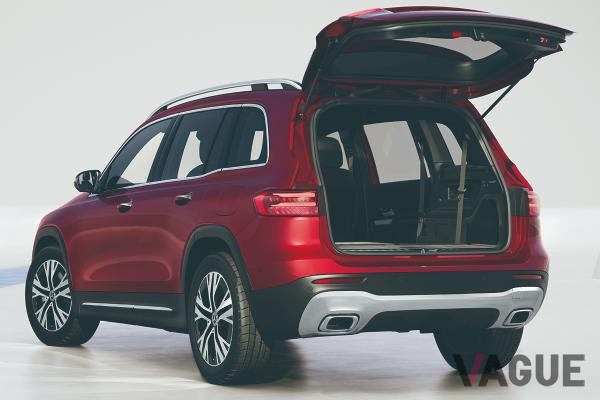 2024年の輸入車新車登録台数で4位に入ったメルセデス・ベンツのコンパクトSUV「GLB」