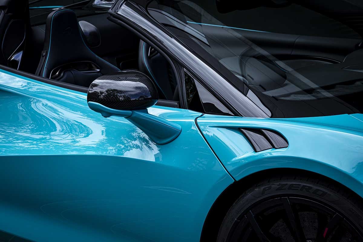 マクラーレン新型「アルトゥーラ・スパイダー」