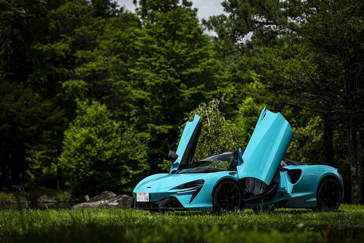 マクラーレン新型「アルトゥーラ・スパイダー」