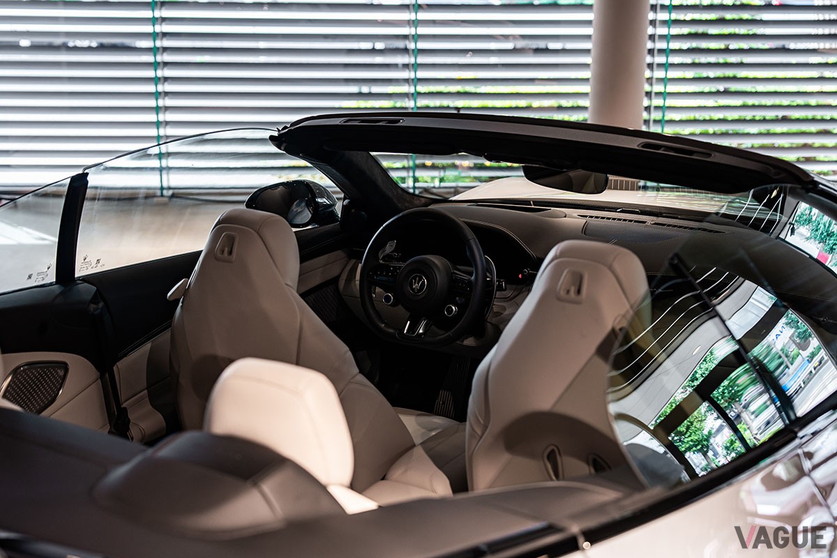 日本初公開を果たしたマセラティの美しい4シーターオープン新型「グランカブリオ」