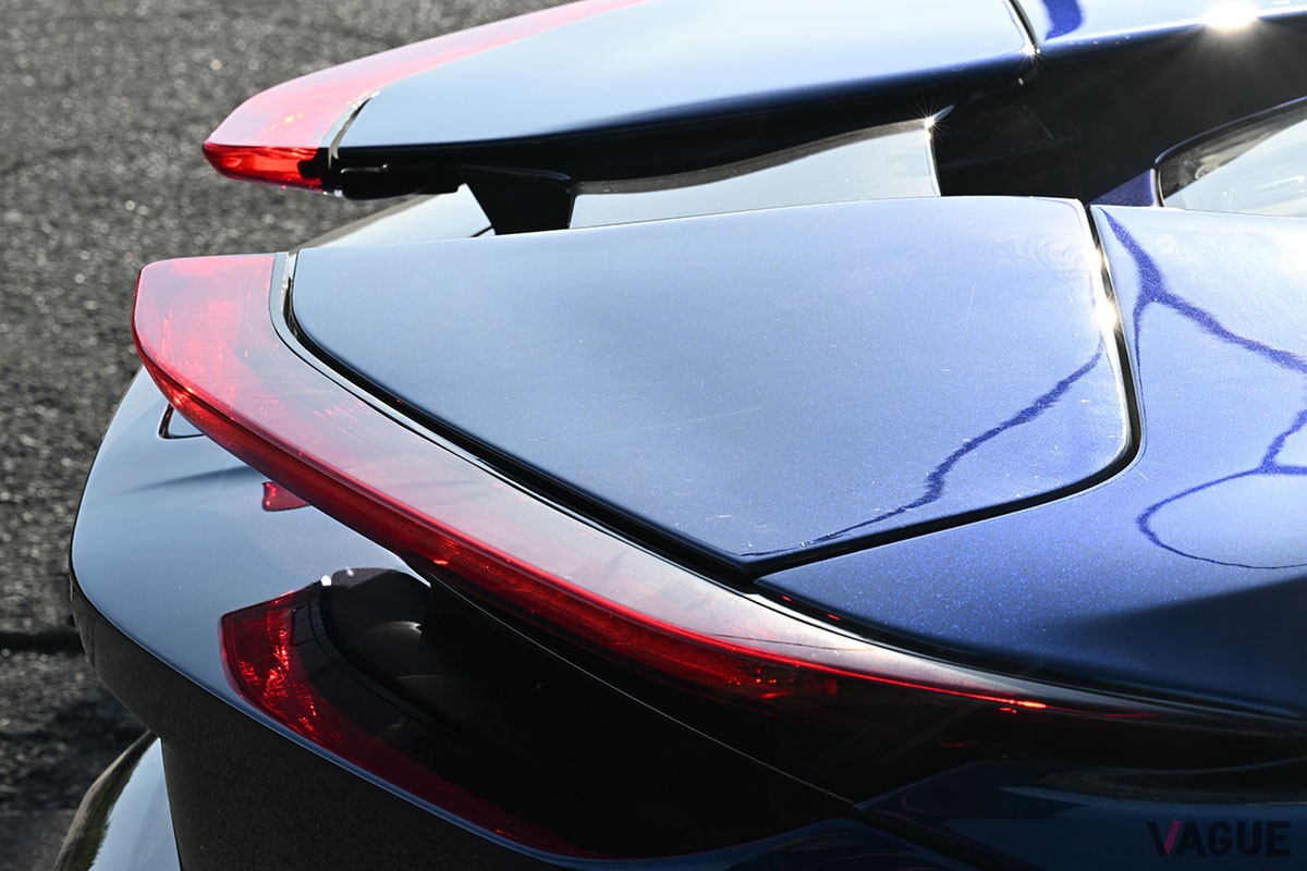 最高出力1900ps、最大トルク2340Nmを発生するアウトモービリ ピニンファリーナ発の電動スーパーカー「バッティスタ」