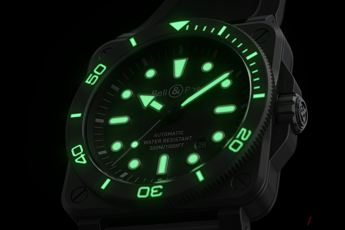 「ベル＆ロス BR03 DIVER BLACK MATTE」（品番：BR03A-D-BL-CE/SRB　75万9000円、消費税込）
