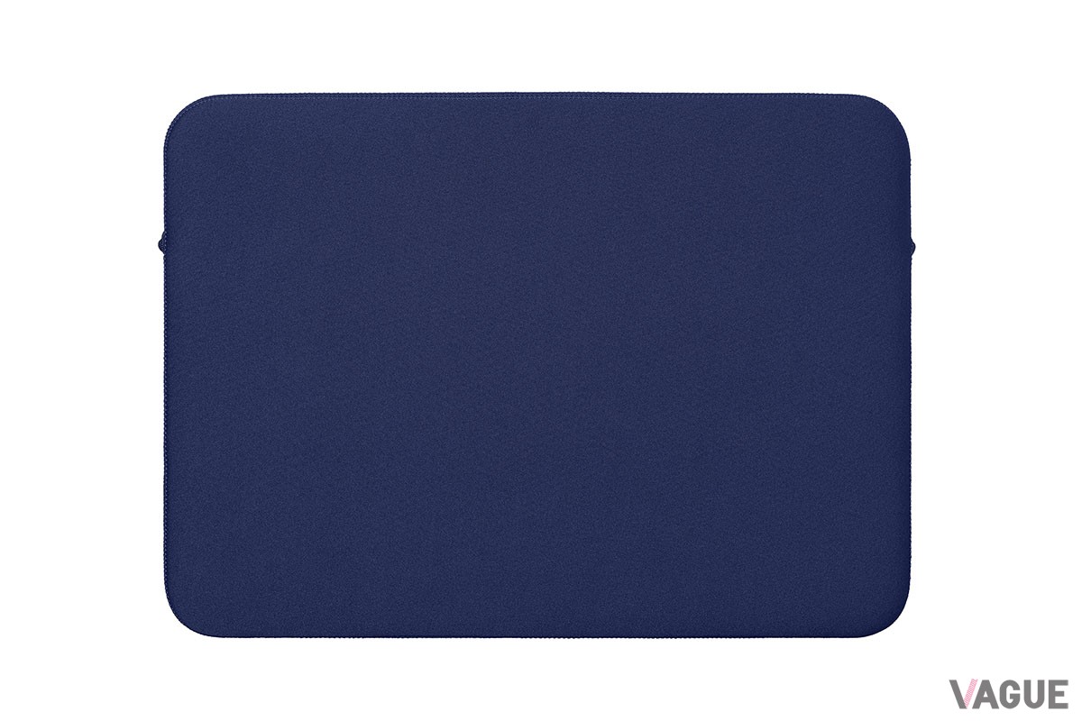 VAIO F14、F16用アクセサリーとして登場する「ソフトインナーケース」（3300円、PCとの同時購入の場合3000円、消費税込）。同じく7月1日より発売