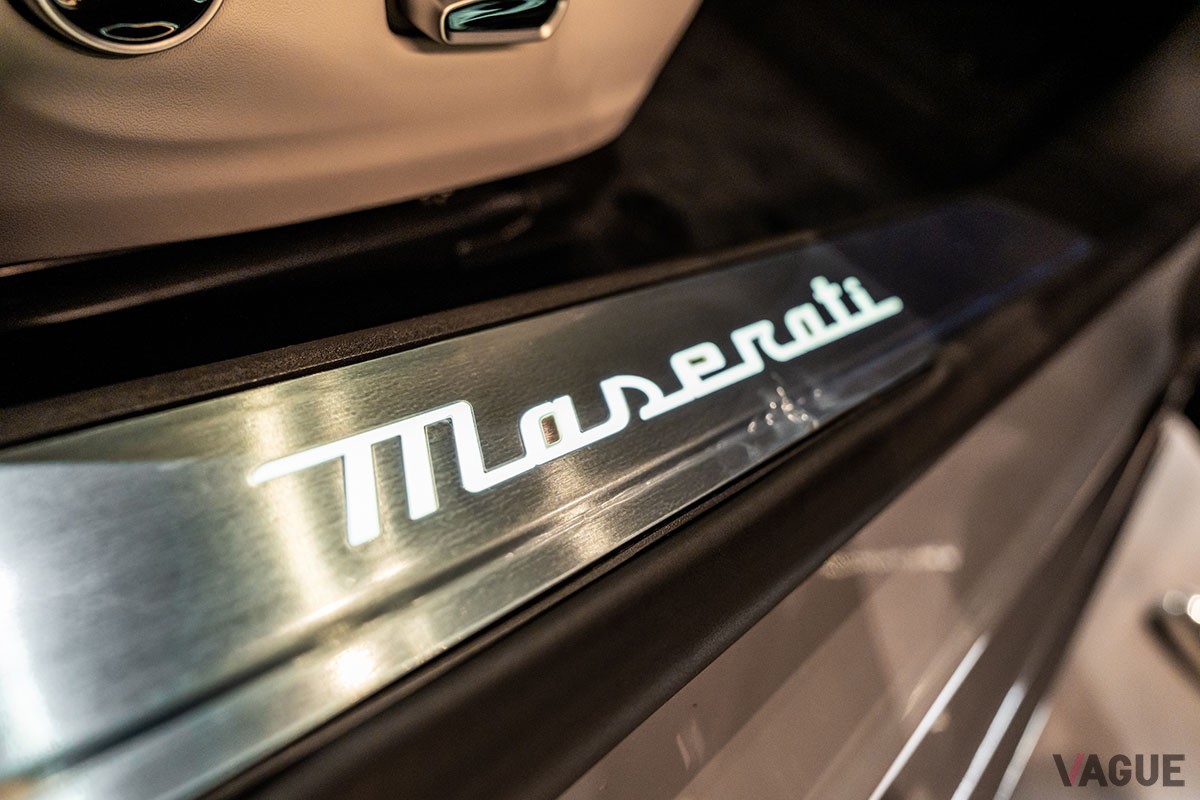 日本初公開を果たしたマセラティの美しい4シーターオープン新型「グランカブリオ」