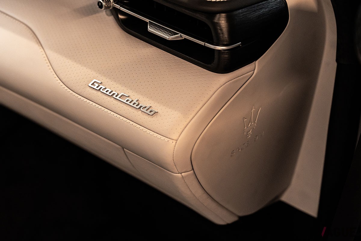 日本初公開を果たしたマセラティの美しい4シーターオープン新型「グランカブリオ」