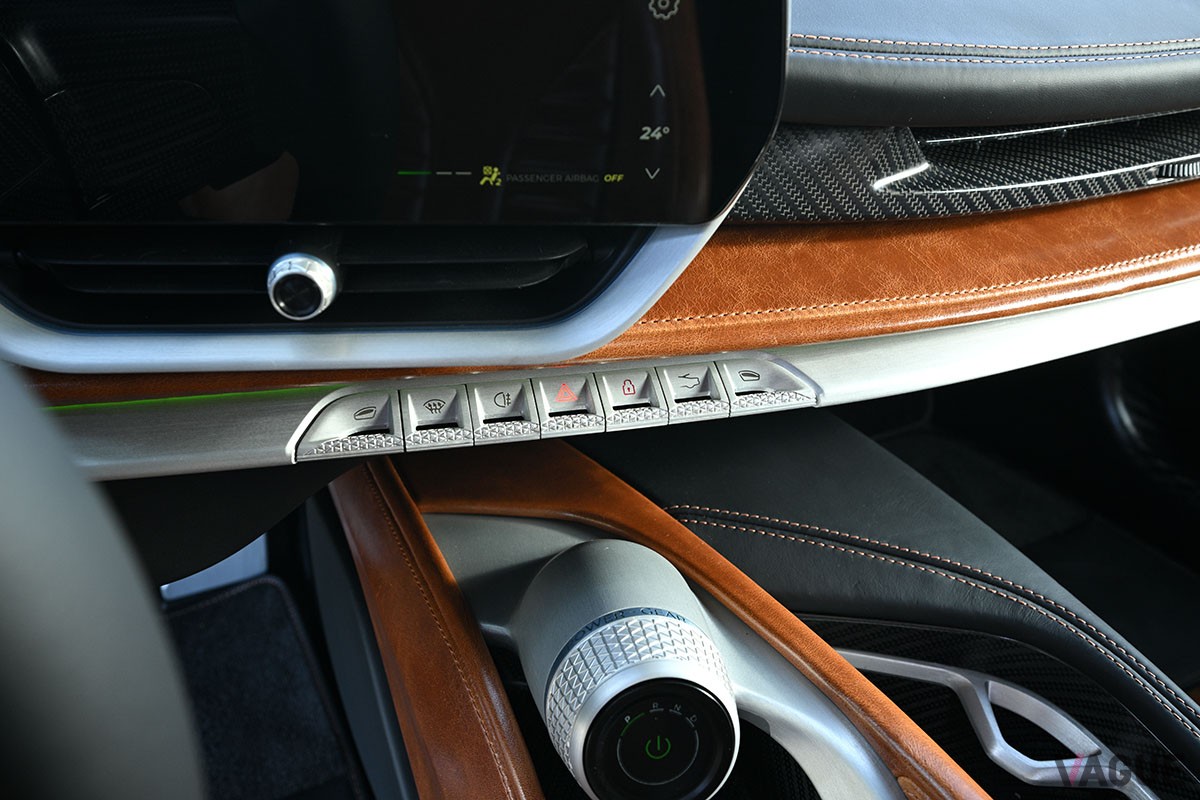 最高出力1900ps、最大トルク2340Nmを発生するアウトモービリ ピニンファリーナ発の電動スーパーカー「バッティスタ」