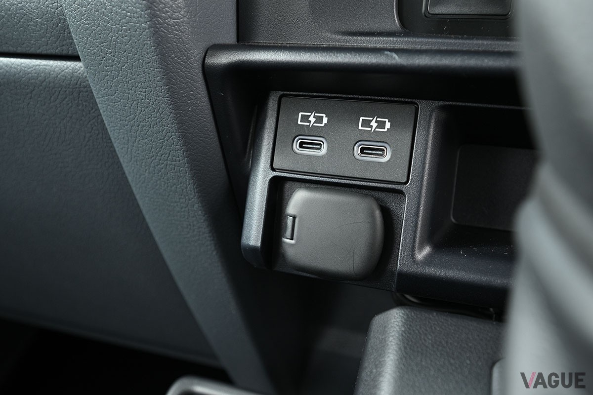 大幅にモダナイズされたものの、イマドキのクルマとは明確に感覚が異なるトヨタ新型「ランドクルーザー70」