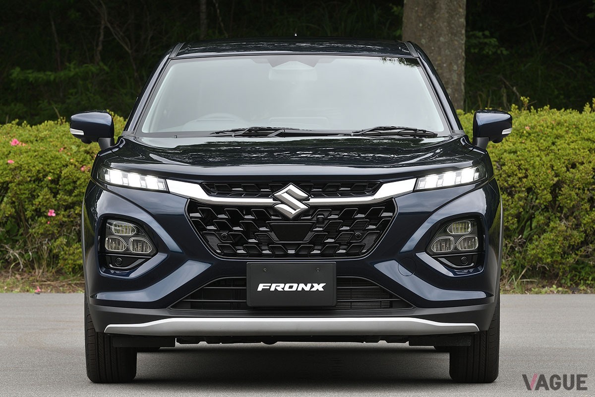 スズキの新コンパクトSUV「フロンクス」のプロトタイプ